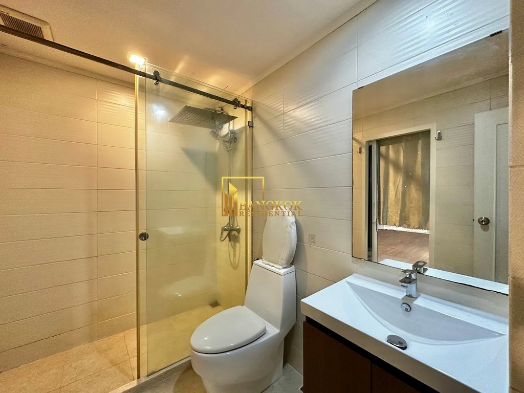 picture Top View Tower | Spacious 3 Bedroom Condo in Ekkamai Area - BR16676CD - 15/39