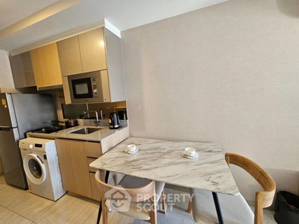 1-BR Condo at Walden Asoke near MRT Sukhumvit (ID 2079107)