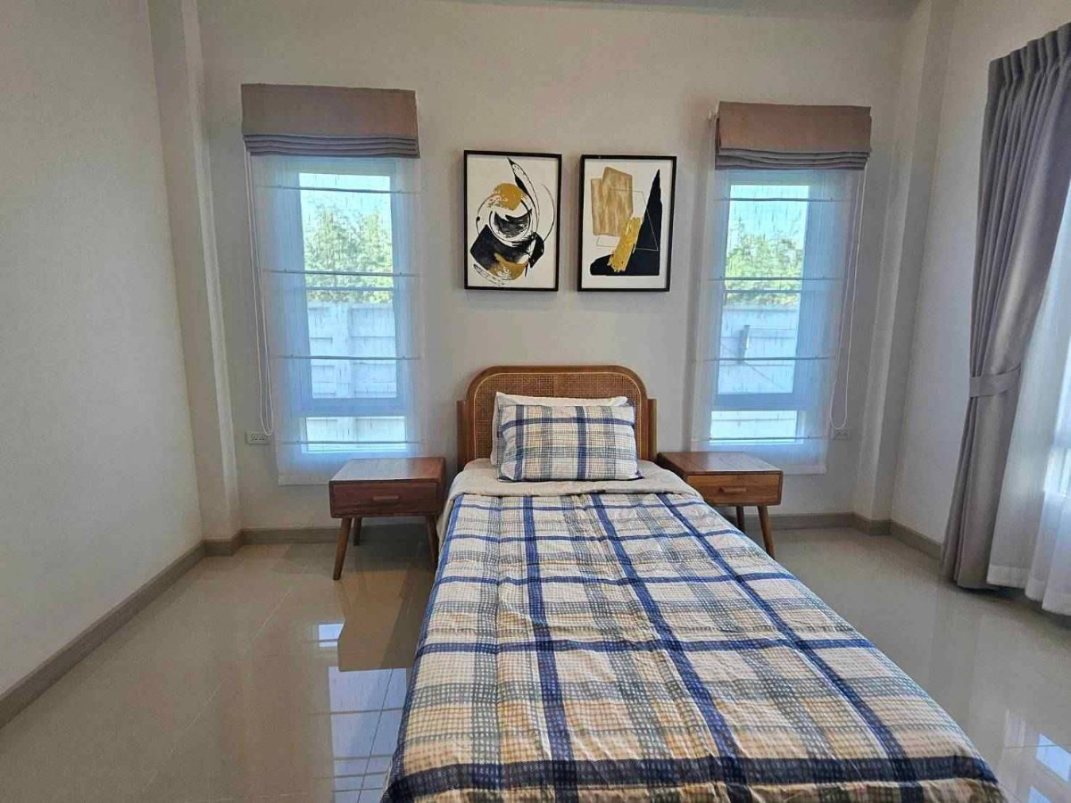 รูป ให้เช่า Pool Villa หางดง(บ้านถวาย) เชียงใหม่ พร้อมตกแต่ง เฟอร์ไม้สักทุกห้อง (R1030) T.0946511456 - รูปที่ 9/13