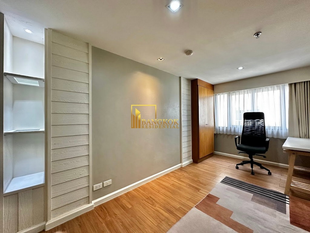 picture Top View Tower | Spacious 3 Bedroom Condo in Ekkamai Area - BR16676CD - 23/39