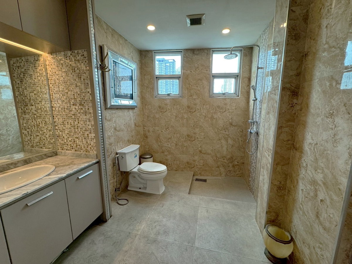 รูป อาคารให้เช่าพร้อมลิฟท์ เดินถึง Airport Link ทำเล อโศก-พระราม 9 ** NO CO-AGENT ** - รูปที่ 10/31