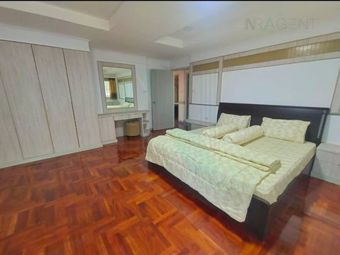 🎊 For Rent Condo D.H.GRAND TOWER SUKHUMVIT 39 Building 1, Floor 3,3 bed room, Room size 240 sqm