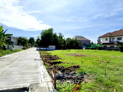 ที่ดิน วิทยาลัยเซาธ์อีสท์บางกอก : ที่ดินสำหรับปล่อยขาย 764 ตารางเมตร แถว ใน บางจาก (ID 2644407)