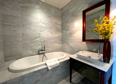 Condos for rent : Luxury Condo for Rent Chidlom | City Lifestyle Luxury | Near BTS Chidlom | 170,000 THB/Month | คอนโดหรูให้เช่า ชิดลม ไลฟ์สไตล์เมือง หรูหรา ใกล้ BTS ชิดลม 170,000 บาท/เดือน- LTH14948