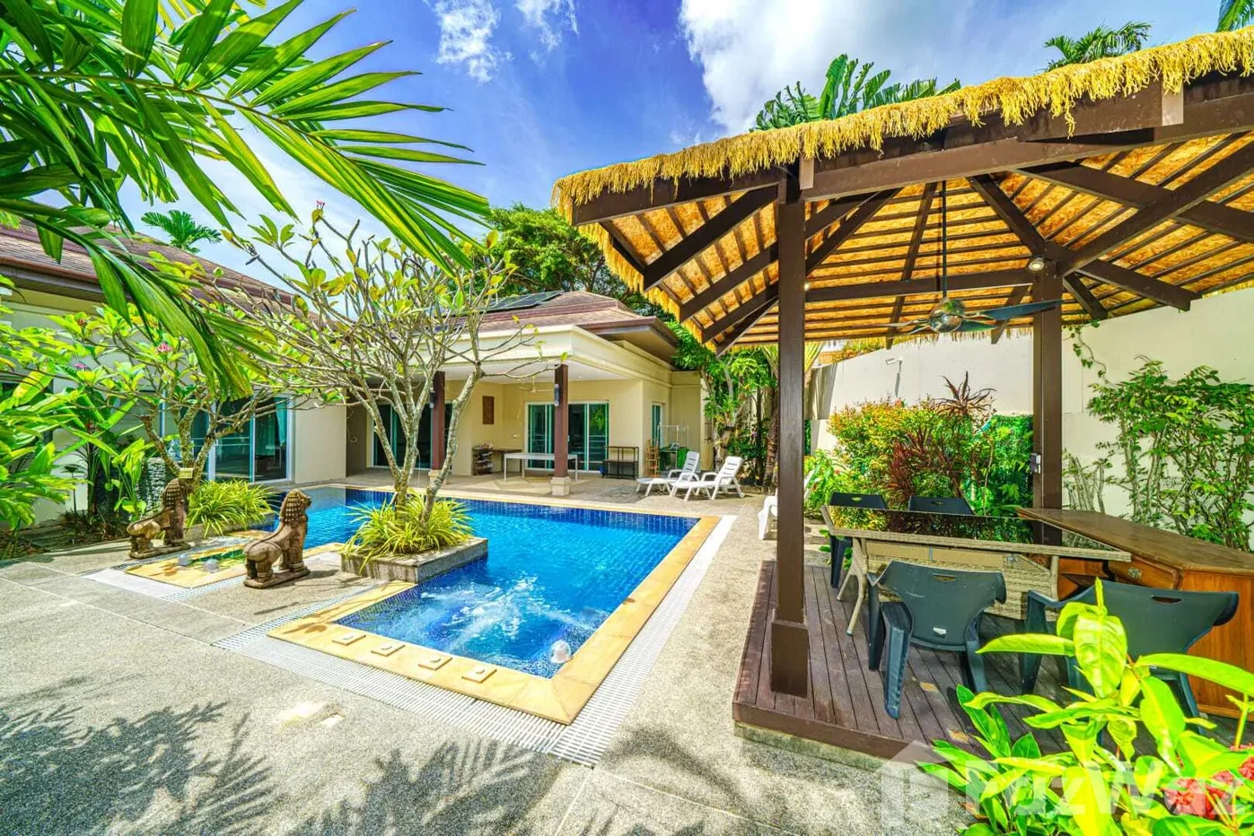 picture 4 Bedroom Villa for sale in Rawai, Phuket 6175643 - 10/43