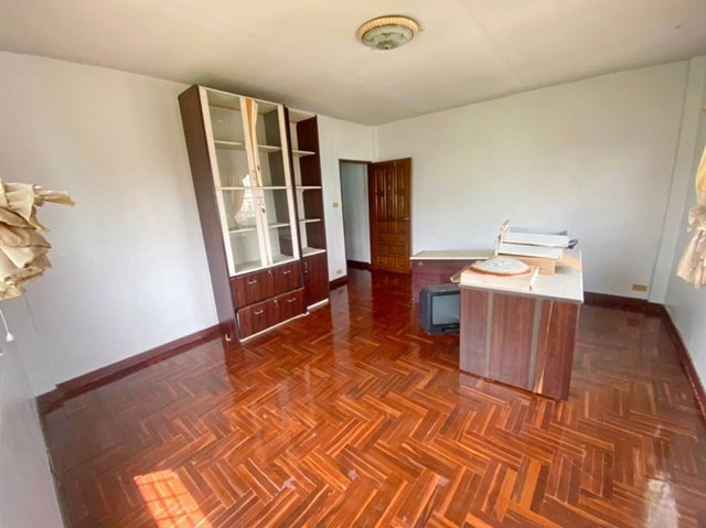 รูป จรัญฯ43-45 ใหญ่มาก! 4นอน เซ็นทรัลปิ่นเกล้า MRTบางยี่ขัน ให้เช่าทาวน์เฮ้าส์ใหญ่ 3ชั้น 25 ตรว. - รูปที่ 3/8