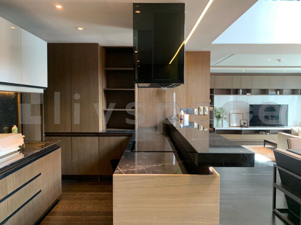 รูป ▚ LI142ツ ให้เช่า: The Crest Sukhumvit 24 (Duplex) 3BR 248sqm. 200K ✨ RARE ITEM! ห้องใหญ่ 2 ชั้น มีห้องเมดแยก ติดสวนเบญจสิริ หลัง Emporium 🏙️ - รูปที่ 5/17