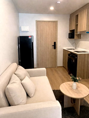 Condos for rent : [RENT]  ST0825  Life Rama 4 - Asoke      (ID with @in front, LINE ID:  @idhomeland)