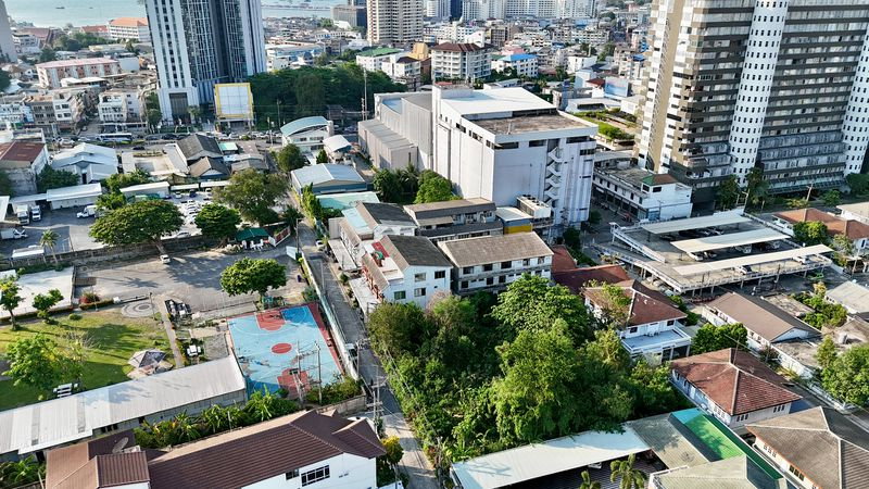 picture Beautiful land in Sriracha, near Sukhumvit Road, located in a community area, ready for development. - 6/12