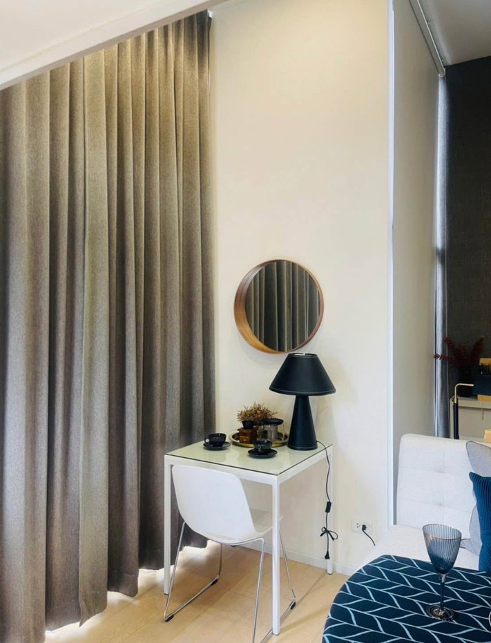 รูป Chewathai Residence Asoke 🏙️🍙 ห้อง Duplex เพดานสูง 3.6 ม. โปร่งโล่ง ✨ ใจกลางอโศก ใกล้ MRT 🚆 เฟอร์ครบพร้อมอยู่ 🛋️  - รูปที่ 2/6