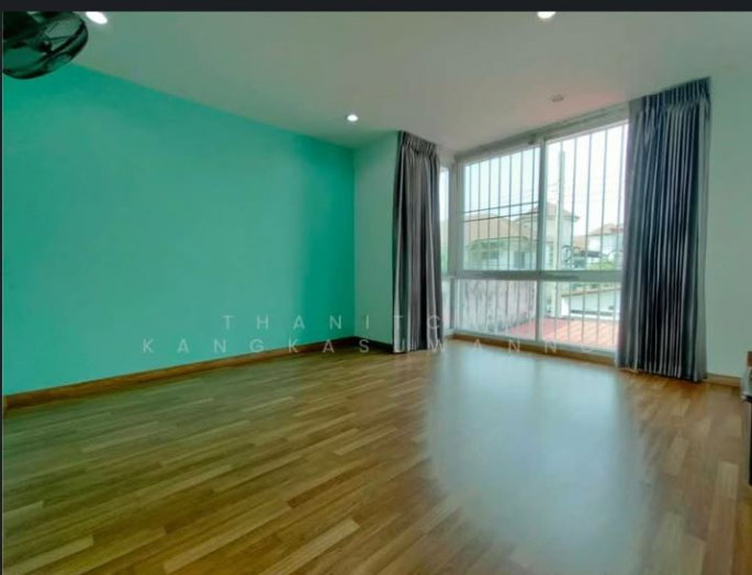 picture Townhouse for rent, 24 square wah, Mind Hof project, Rom Klao - 8/15