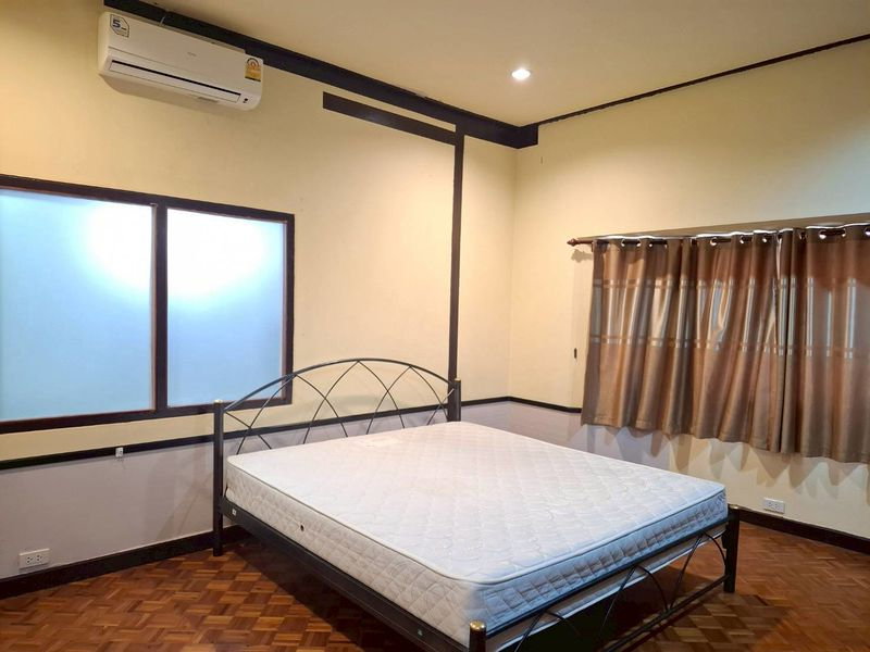 รูป 🏡 บ้านเช่าใกล้รวมโชค 2 นอน 3 น้ำ พื้นที่กว้าง อยู่สบาย เดินทางสะดวกโครงการ: Suan Nontharee Village Chiang Mai - รูปที่ 7/17