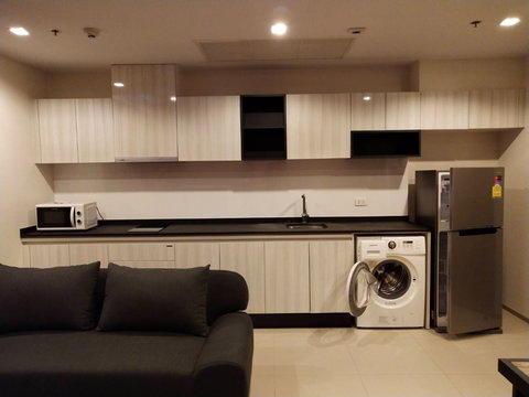 OMG1339  [ HQ ทองหล่อ ]  ห้องใหญ่ 1 ห้องนอน ใจกลางทองหล่อ - ให้เช่า 10 เมษา 69