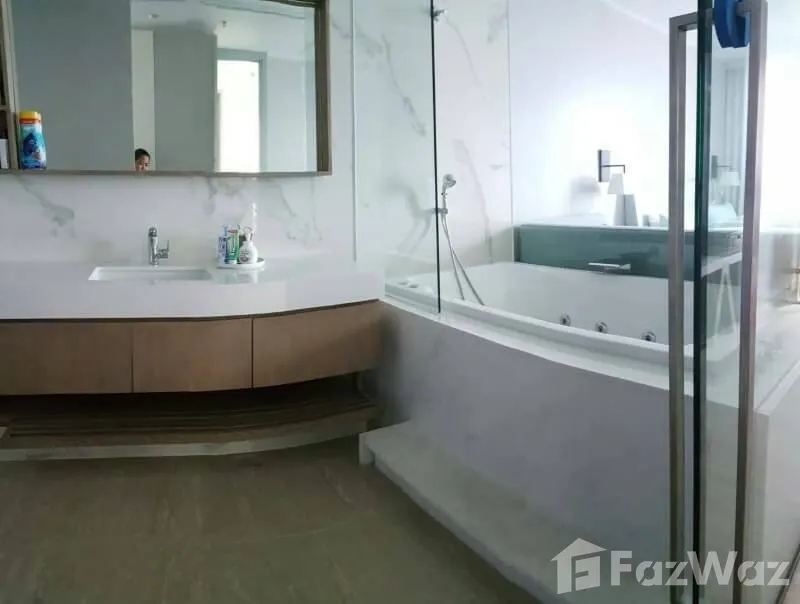 picture Spacious 3BR Corner Unit With Panoramic Seaview 6175725 - 12/14