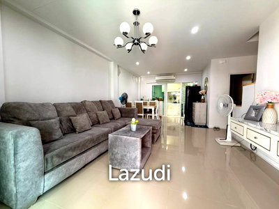 Townhouses for sale Chonburi : Modern Townhome for Sale Supalai Primo Pattaya