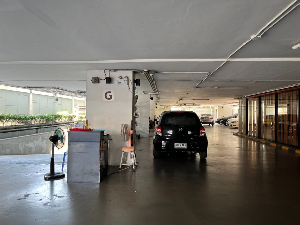 รูป Walk only 6 Minutes to MRT Queen Sirikit National Convention Center from CONDO - รูปที่ 18/20