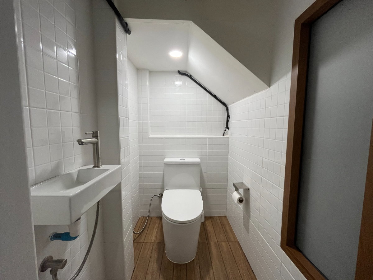 picture 5-Min Walk to MRT Sirikit & QSNCC | 2-Floor House - 13/14