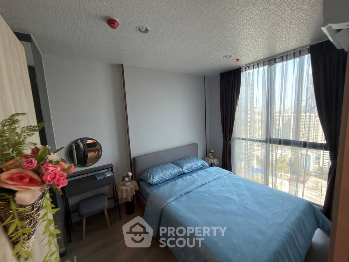 picture 3-BR Condo at Nue District R9 near MRT Phra Ram 9 (ID 2798071) - 8/15