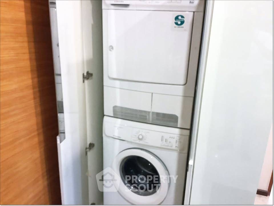รูป คอนโด 2-ห้องนอน ที่ ดิ แอดเดรส สุขุมวิท 28 ใกล้ BTS พร้อมพงษ์ (ID 2467934) - รูปที่ 3/4