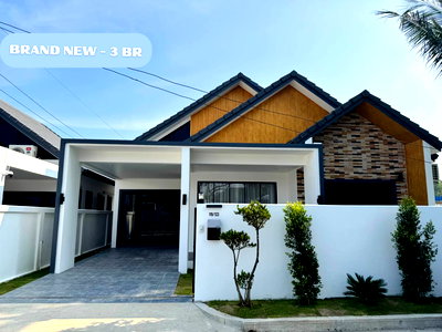Houses for rent : 🍀🍀🍀 Beautiful Villa🌸 For Rent 📌The Avenue Villa, Palai📌Soi Ta-iad (Muay Thai Street) Fully furnished, ready to move in 