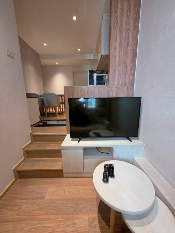 รูป 🟪🟦🟩🟨🟧 ให้เช่า Runesu Thonglor 5 *ห้องว่างพร้อมอยู่* 🛎️🛎️ | 𝗟𝗶𝗻𝗲@: @𝗮𝘀𝘀𝗲𝘁𝘀𝗽𝗿𝗼 - รูปที่ 3/12