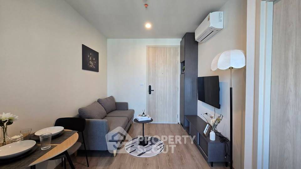 picture 1-BR Condo at Nue District R9 near MRT Phra Ram 9 (ID 2793397) - 2/10