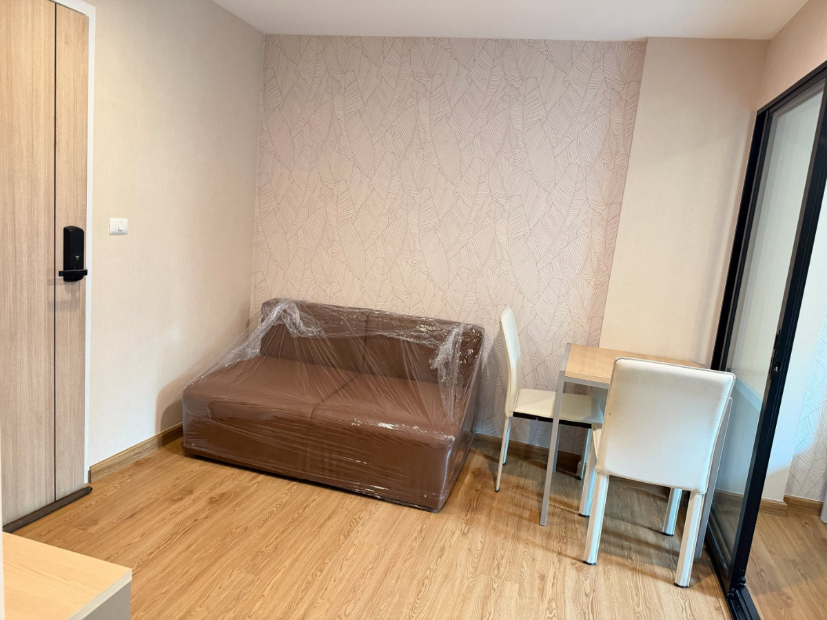 รูป ดิเอ็กเซล คูคต ลำลูกกา 👉ให้เช่าถูก 6,000 บาท 👉ตึกC ชั้น 3 กว้าง 28 ตร.ม. 👉ห้องพร้อมเข้าอยู่ - รูปที่ 8/19