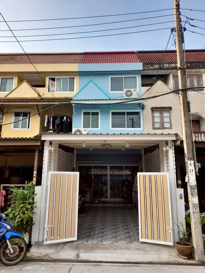 รูป ขายทาวน์เฮ้าส์ 3 ชั้น รามคำแหง164 แยก18 รีโนเวทใหม่ทั้งหมด พร้อมอยู่ - รูปที่ 2/31