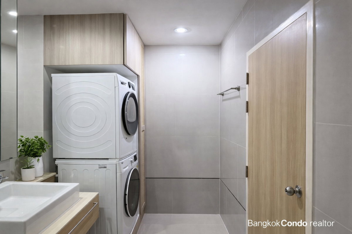 รูป 🍀🍀 Fully furnished💝 ให้เช่า📌 ดิ อิสสระ ลาดพร้าว (Line:@rent2022)✨พร้อมเข้าอยู่🔖A11140 - รูปที่ 11/15