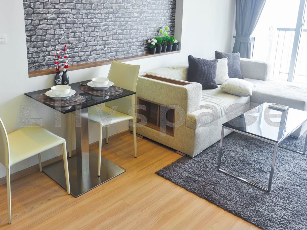 รูป ▚ LI133ツ ให้เช่า: Rhythm Sathorn 1BR 40sqm. 30K ✨ ห้องมุมวิวแม่น้ำเจ้าพระยาแบบพาโนรามา ชั้นสูง วิวไม่บล็อก 🏙️ - รูปที่ 3/5
