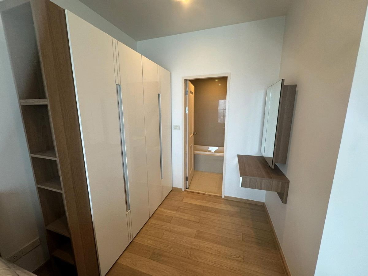 รูป ทำเลสุขุมวิท เดินทางง่าย ใกล้ BTS🚆 Noble Reflex | 1 นอน | ชั้น 18 | 39.5 ตร.ม. - รูปที่ 2/6