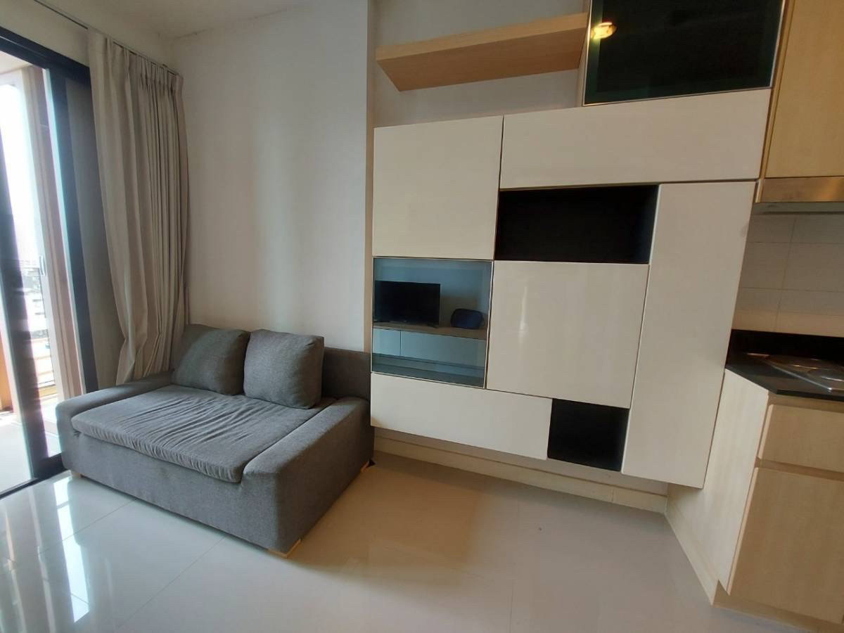 รูป เริ่ดดที่สุด! ให้เช่าคอนโด IDEO ห้วยขวาง ห้องสวย ราคาพิเศษ เครื่องใช้ไฟฟ้าครบ พร้อมอยู่ - รูปที่ 2/8