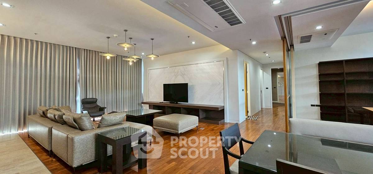 รูป คอนโด 3-ห้องนอน ที่ โดมัส คอนโดมิเนียม ใกล้ BTS อโศก (ID 2751256) - รูปที่ 2/16