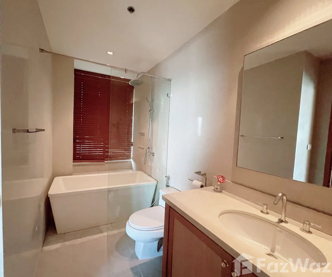 picture Secure and Stylish Bangkok Condo: ฿40,000/month 38834 - 4/10