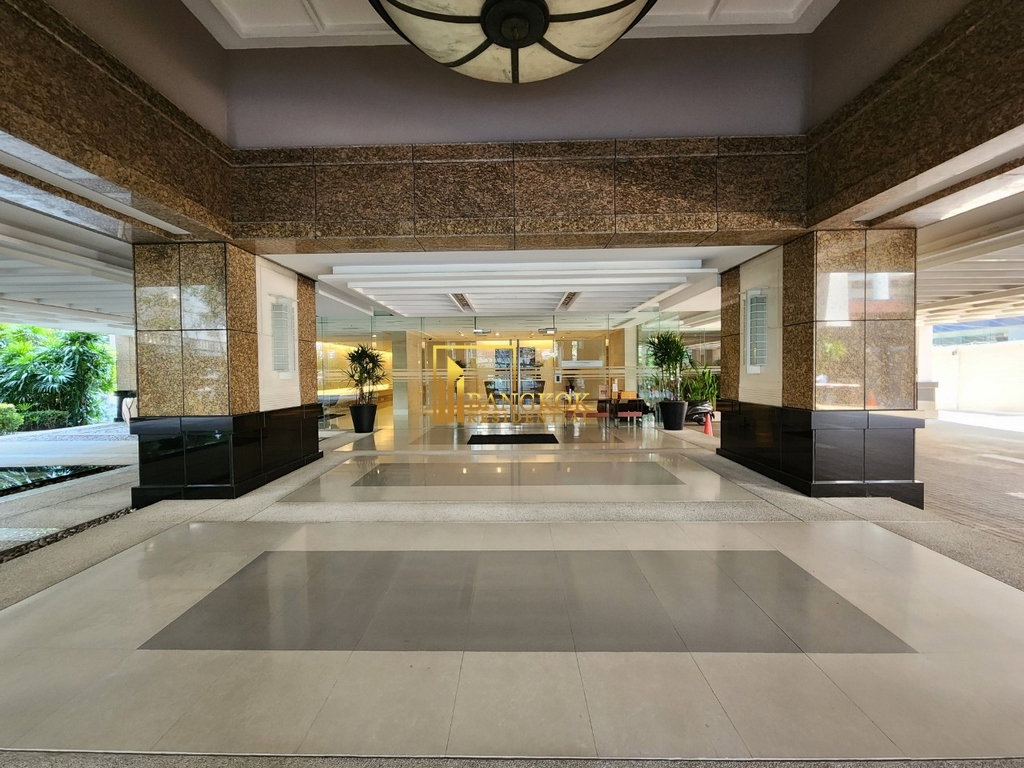 รูป Baan Siri 24 | Spacious 2 Bedroom Condo in Phrom Phong - BR19433CD - รูปที่ 32/34