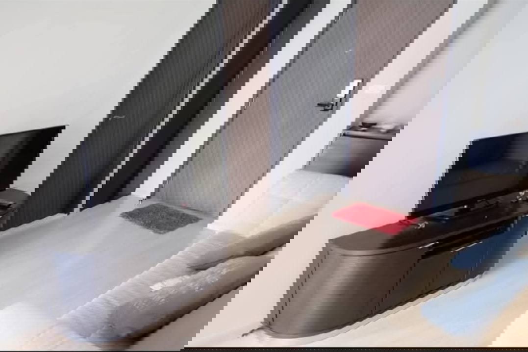 picture Rhythm Sukhumvit 44/1 | 0m to BTS Phra Khanong | Spacious 45 sq.m. | 25,000 THB - 11/19