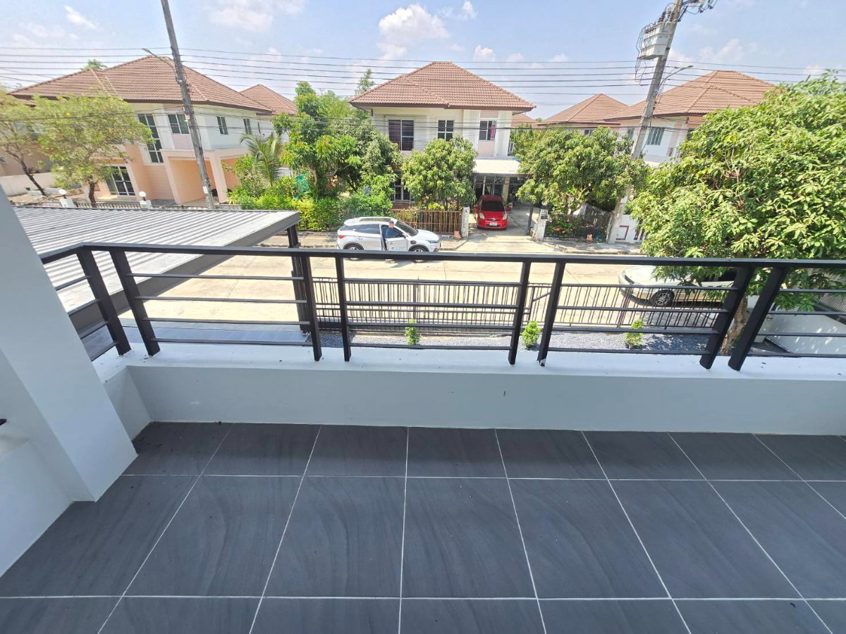 รูป บ้านเดี่ยวหลังใหญ่ กว้างมาก รีโนเวทใหม่ หมู่บ้าน The Extenso 2 (ดิ เอ็กซ์เทนโซ) ประชาสำราญ-หนองจอก แต่งเฟอร์นิเจอร์สวย พร้อมอยู่ - รูปที่ 34/44