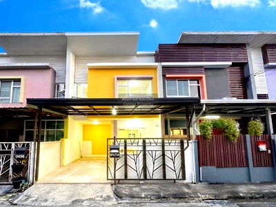 Townhouses for sale Bangkok : For Sale Townhouse/Townhome  , Baan Klang Krung The Royal Vienna Ratchavipha , BTS-Phahon Yothin 24 , Chatuchak , Chatuchak , Bangkok , CX-151134 ✅ Live chat with us ADD LINE @connexproperty ✅