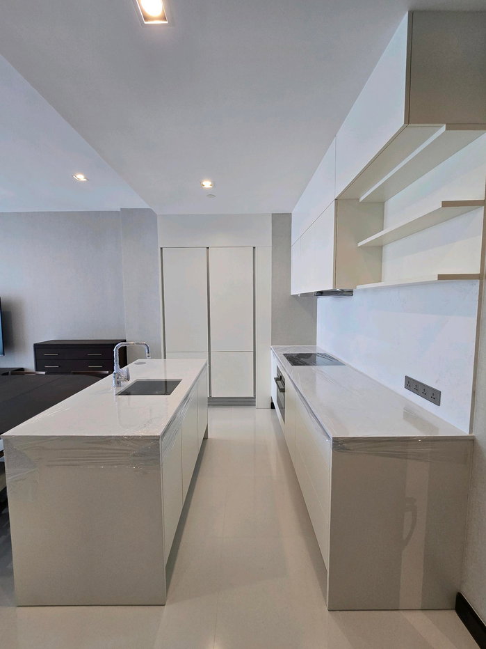 picture 🔥Rare Item! Spacious Home-Like 2 Bedroom Plus in Prime Sukhumvit Ready to Move In - 12/20