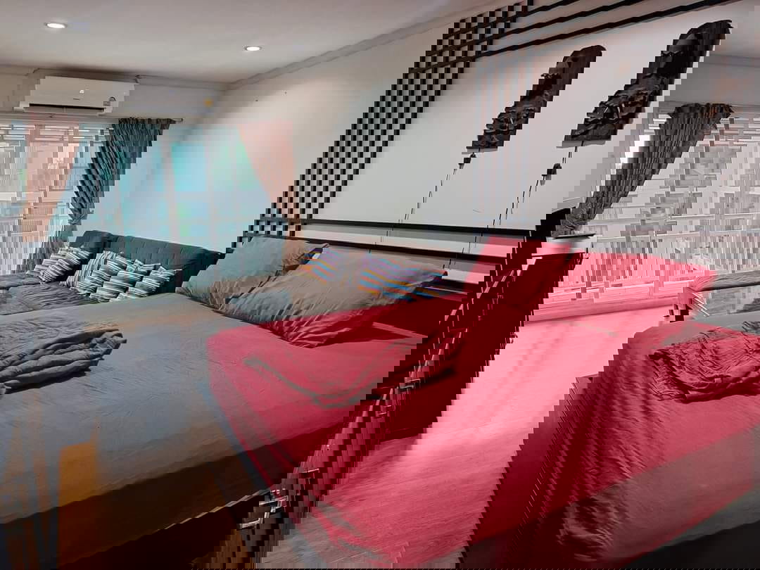 รูป P-120865 วิวเมือง! สตูดิโอหรู @ แกรนด์ พาร์ค วิว อโศก, ใกล้ MRT สุขุมวิท 20,000 บาท | Line Id: @easycondoplus | 099-229-6397 - รูปที่ 1/8