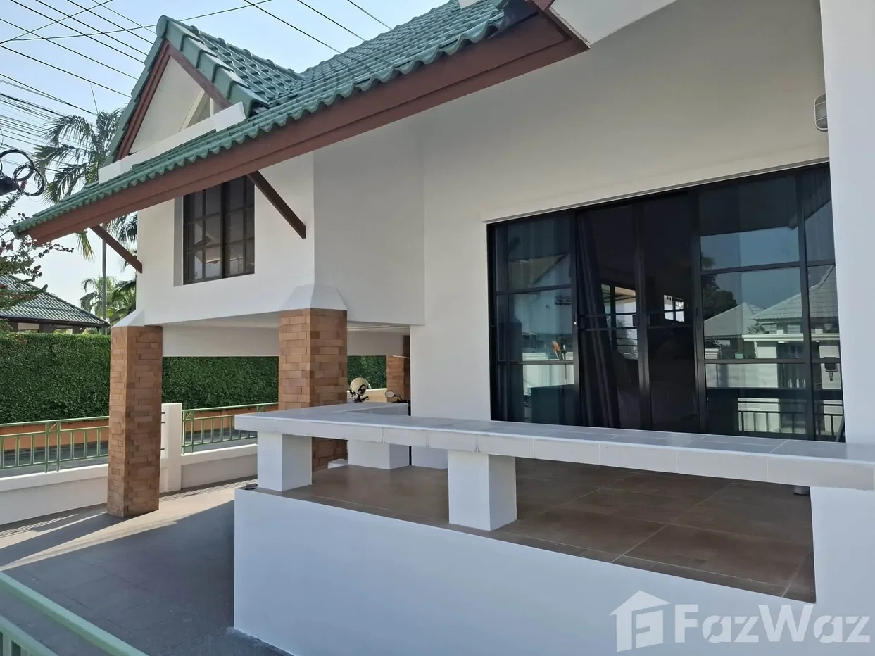 picture Lovely home in popular village. 1877986 - 9/16