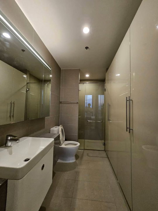 รูป ✨ ด่วน ให้เช่า🔥 For rent Noble Ploenchit  เฟอร์นิเจอร์และเครื่องใช้ไฟฟ้าครบ พร้อมเข้าอยู่ ใกล้ BTS เพลินจิต-RW007874 - รูปที่ 11/11