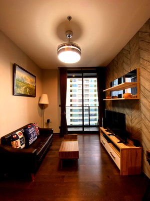 Condos for rent : 1-bedroom apartment for rent, 35 sq.m., in the heart of the city, The Line Ratchathewi.