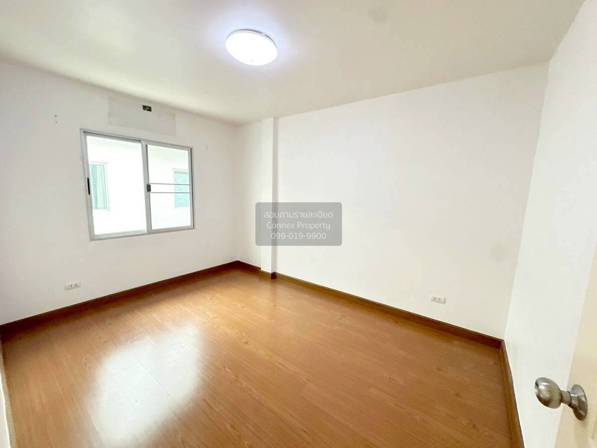 รูป ขายทาวน์เฮ้าส์/ทาวน์โฮม บ้านกลางกรุง เดอะรอยัลเวียนนา รัชวิภา BTS-พหลโยธิน 24 จตุจักร เขต จตุจักร กรุงเทพ CX-151134 ✅ ทักไลน์ @connexproperty ตอบทันที ทีมงานมืออาชีพ ✅ - รูปที่ 9/12