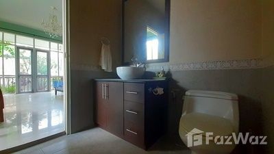 picture 2 Bedroom House for sale at Emerald Hill  1669926 - 47/79
