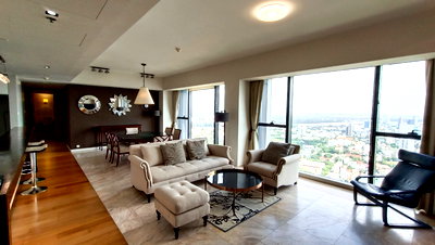 Condos for rent Assumption Convent Silom School : The Met Sathorn 3Bedroom For Rent