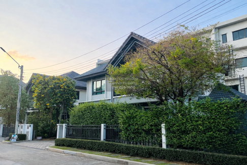For Sale House , Pave Pinklao - Salaya , corner unit , Sala Klang , Bang Kruai , Nonthaburi , CX-151675 ✅ Live chat with us ADD LINE @connexproperty ✅