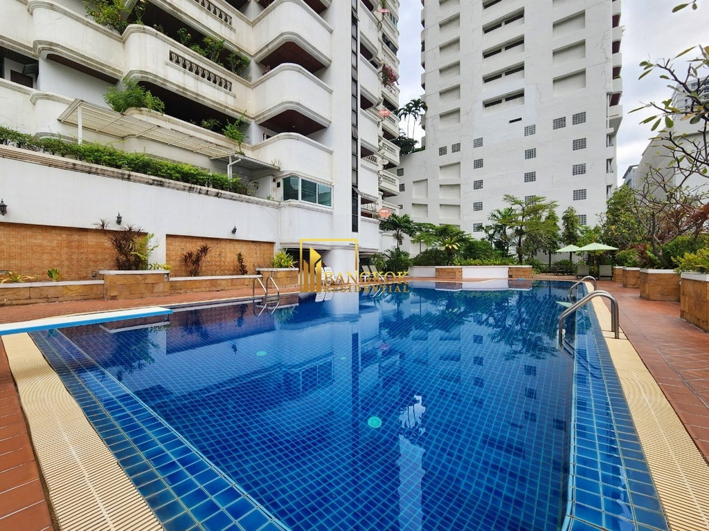 รูป Renovated 3 Bedroom Luxury Apartment For Rent in Asoke - BR20929AP - รูปที่ 38/48