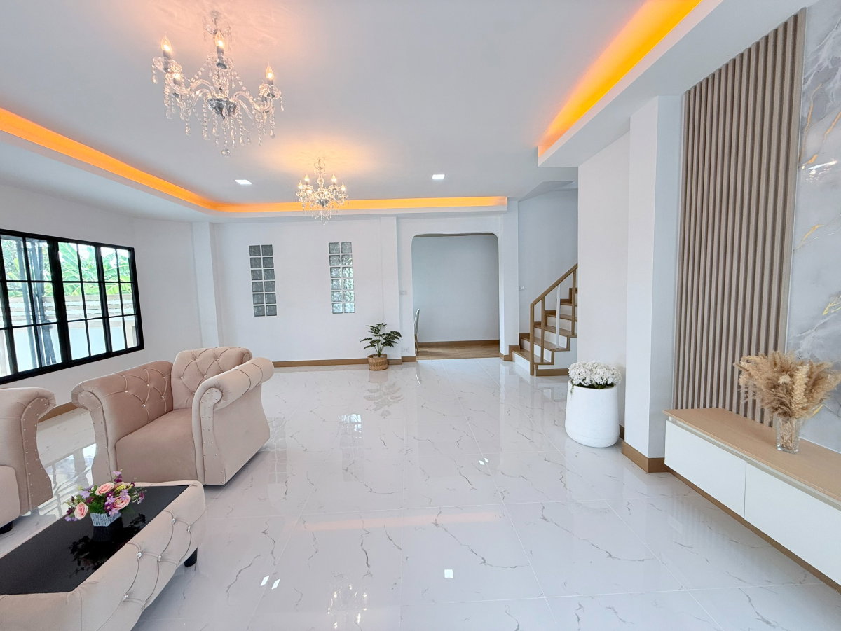 รูป บ้านเดี่ยวหลังใหญ่ แต่งใหม่ทั้งหลัง หมู่บ้าน ประภาวรรณโฮม ถนนบึงขวางซอย6 มีนบุรี ใกล้รถไฟฟ้า มีเฟอร์ฯพร้อมอยู่ - รูปที่ 13/39