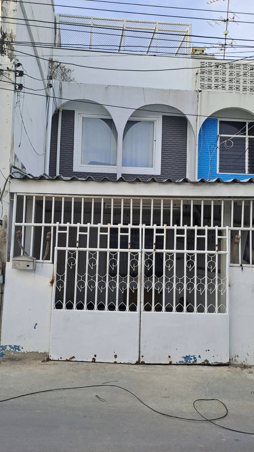 รูป 🔥 ให้เช่าบ้าน อ่อนนุช 30 | 2 นอน 2 น้ำ เฟอร์ครบ แอร์ 3 ตัว เพียง 15,000/เดือน 🔥 - รูปที่ 1/2